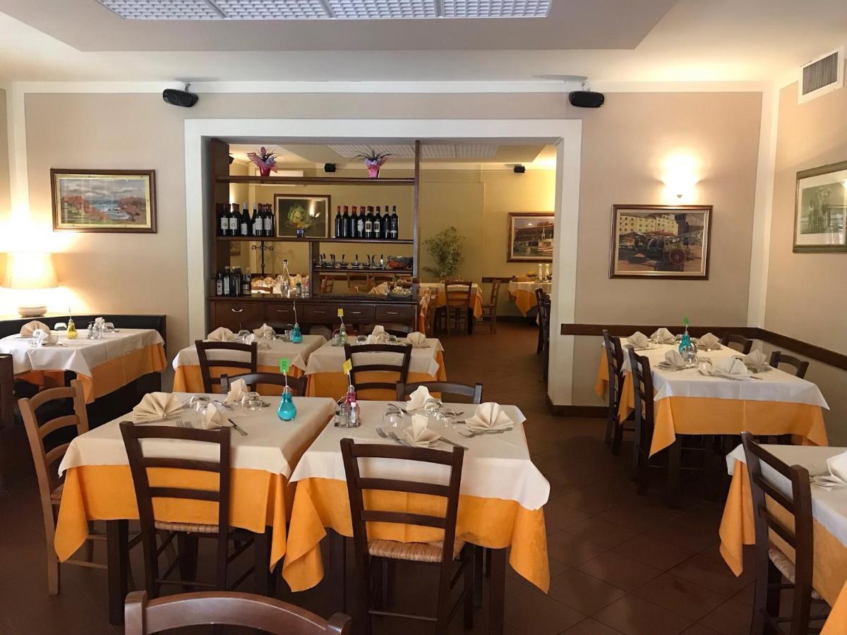 Hotel Tre Castelli Gallicano Kültér fotó